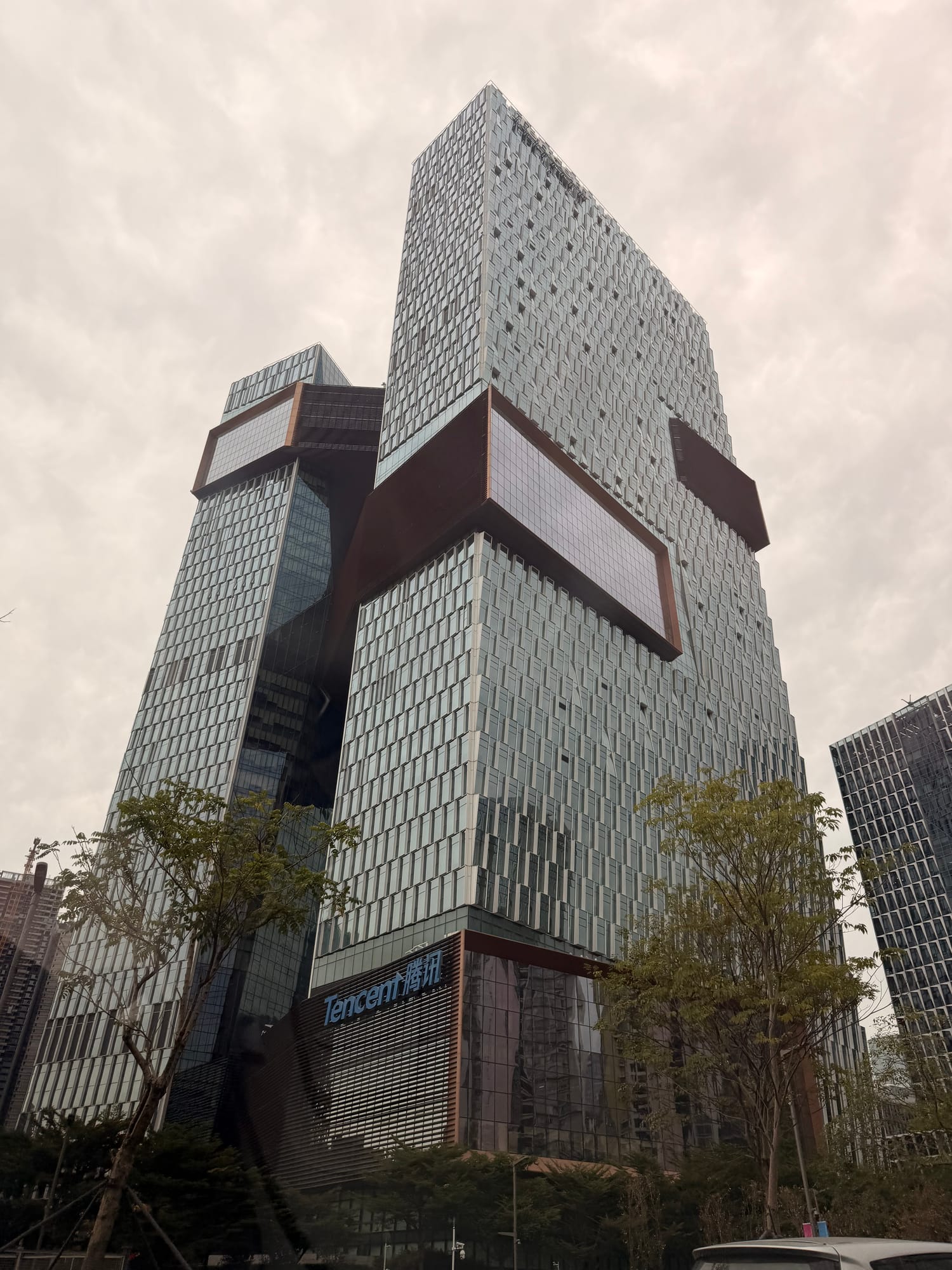 Trip photo: outside the DJI Hasselblad flagship store in Shenzhen, minutes before flying their newest drone